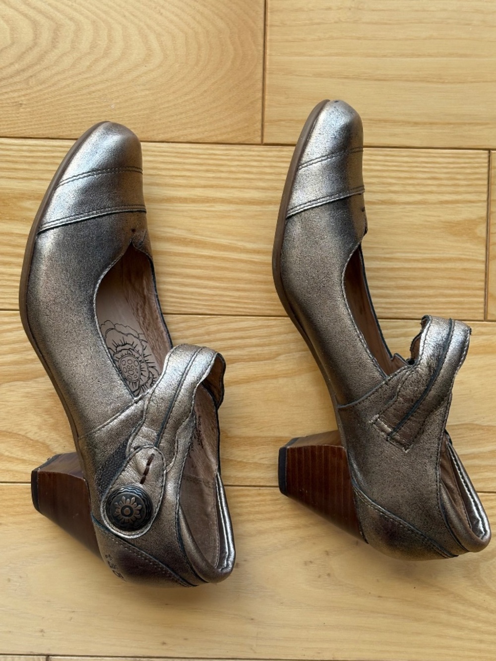Taos Angel Metallic Bronze Comfort Shoes Leather Mary Jane Block Heels, Sz 8